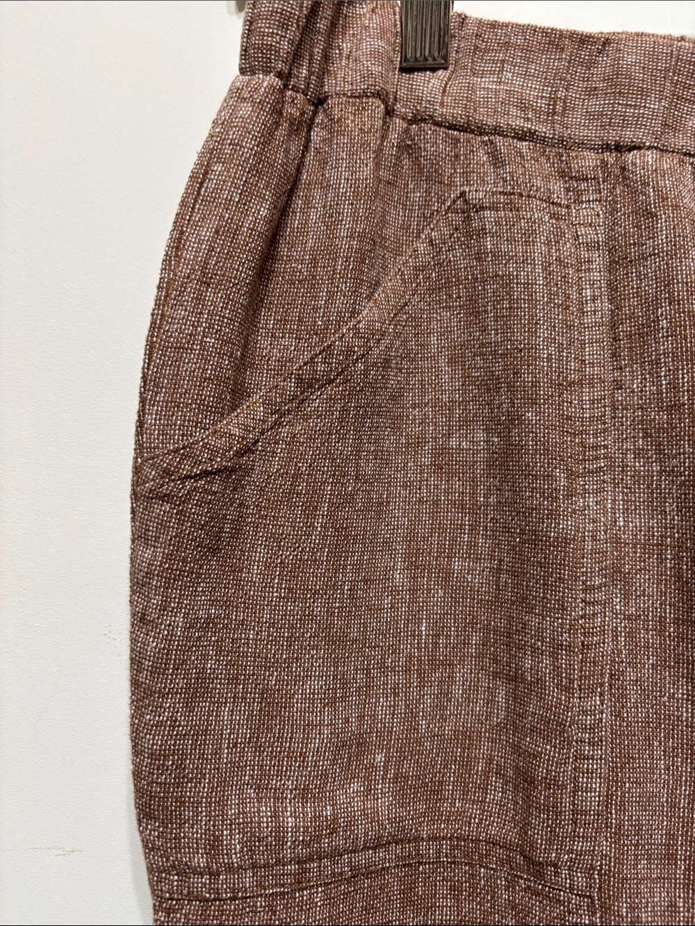 Ellen Tracy Brown Textured Linen-Blend Cropped Chinos 55% Linen 45% Rayon - Picture 5 of 12